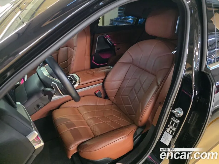 BMW 7-Series 2023 из KR, фото 4