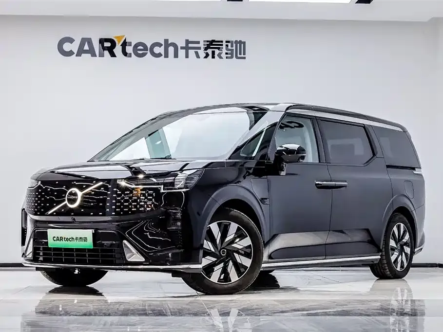 Volvo EM90 2024 из CN, фото 1