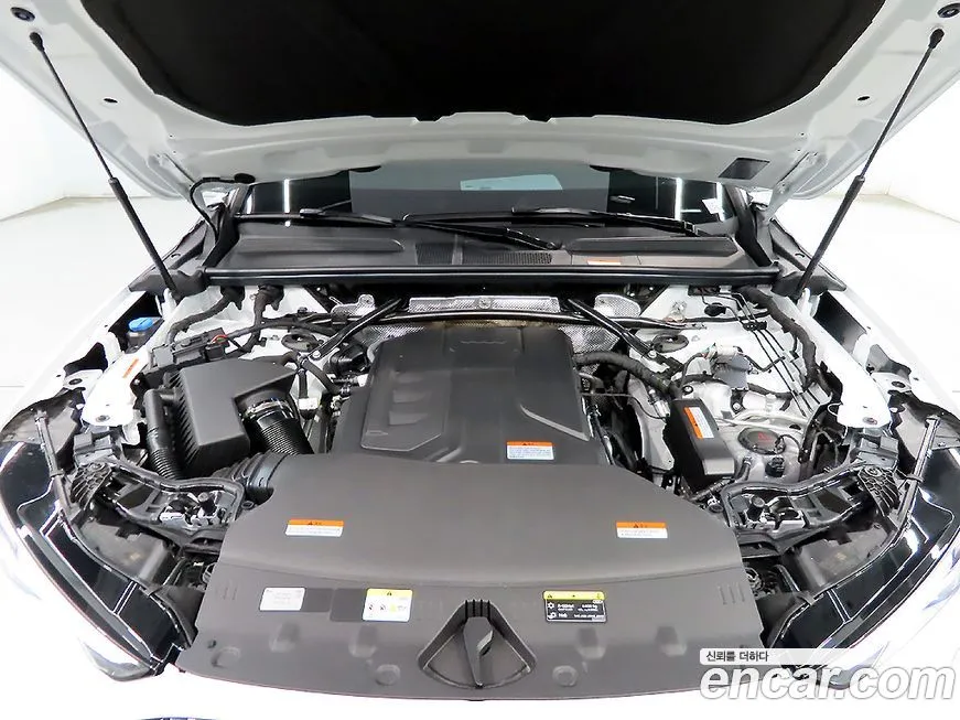 Audi Q5 2025 из KR, фото 7