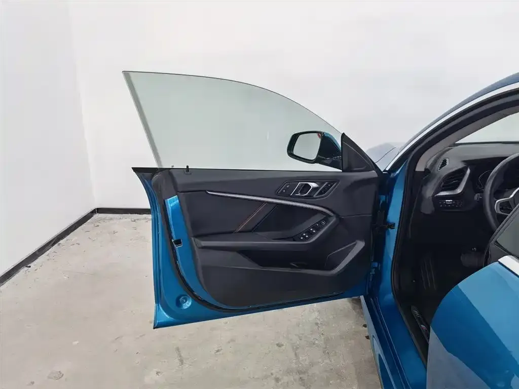 BMW 2 Series (Import) 2023 из CN, фото 7