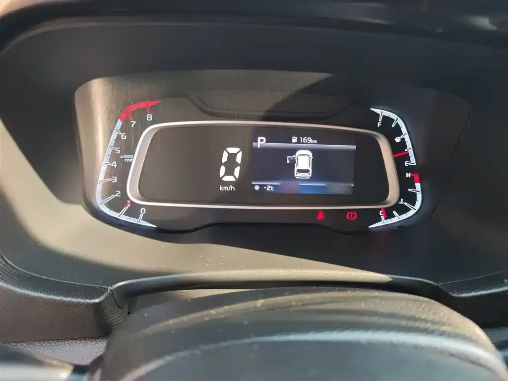 Kia Sonet 2025 из CN, фото 3