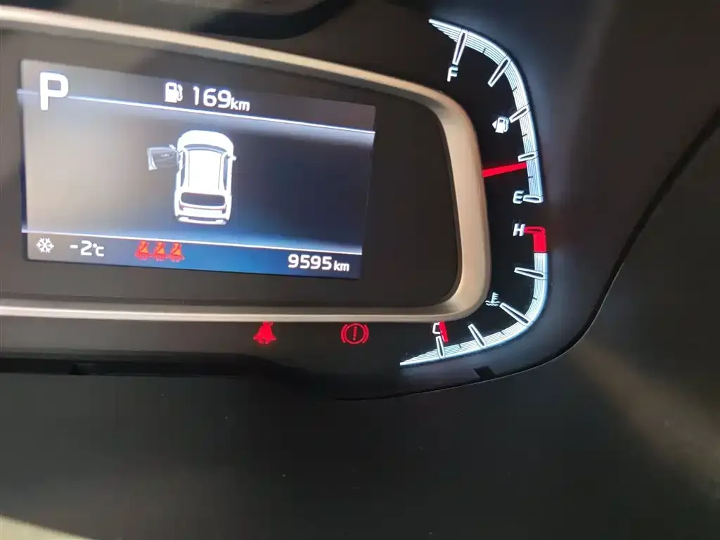 Kia Sonet 2025 из CN, фото 4