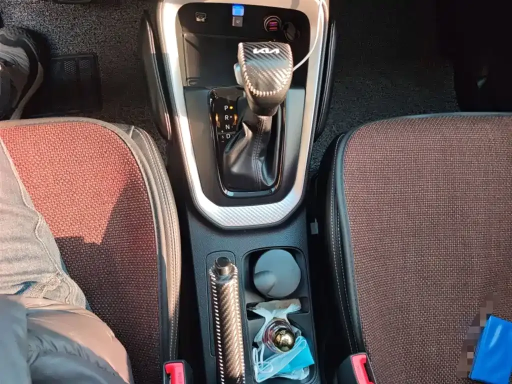 Kia Sonet 2025 из CN, фото 10