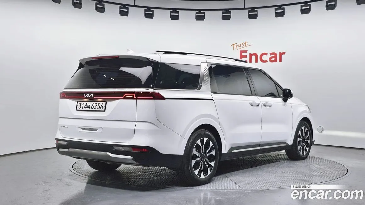 Kia Carnival 2023 из KR, фото 3