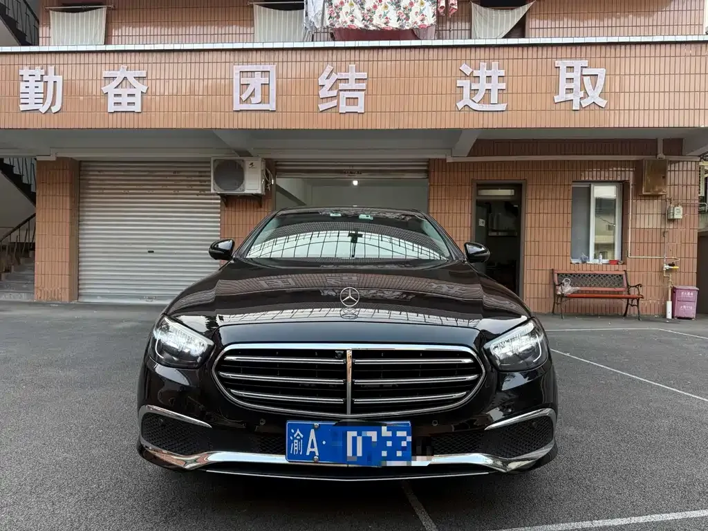 Mercedes-Benz E-Class 2023 из CN, фото 4