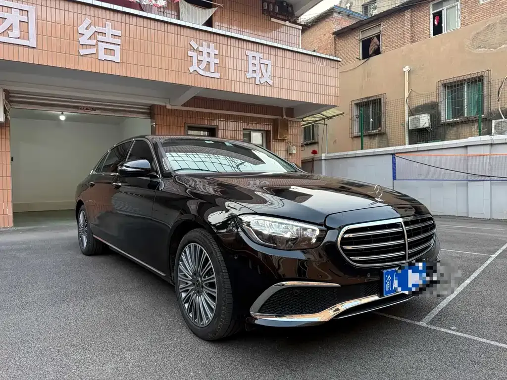Mercedes-Benz E-Class 2023 из CN, фото 6