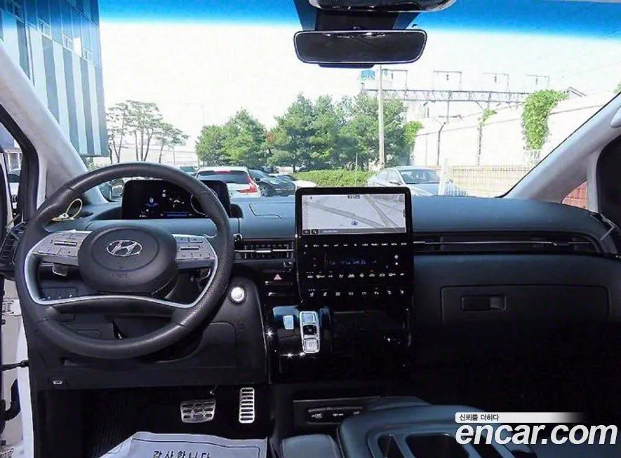 Hyundai Staria 2023 из KR, фото 3