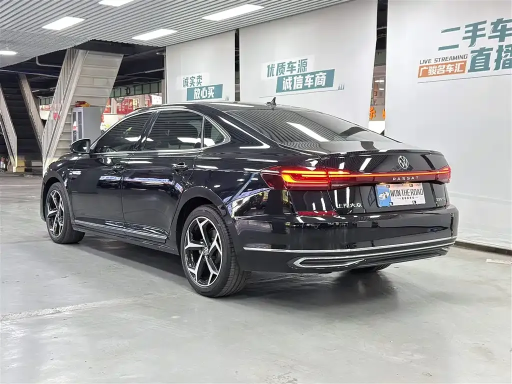 Volkswagen Passat 2024 из CN, фото 4