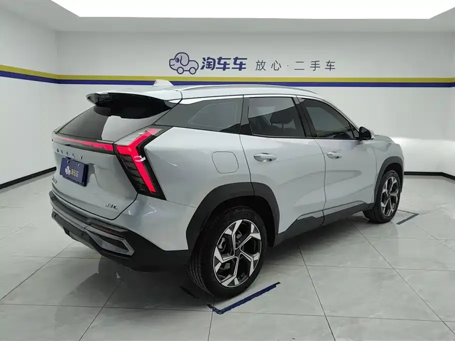 Geely Boyue L 2024 из CN, фото 3