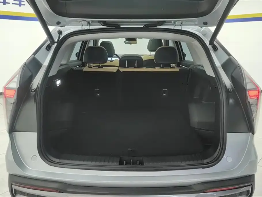 Geely Boyue L 2024 из CN, фото 5