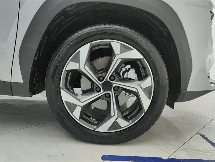 Geely Boyue L 2024 из CN, фото 4
