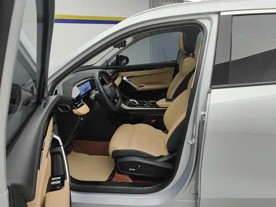 Geely Boyue L 2024 из CN, фото 7