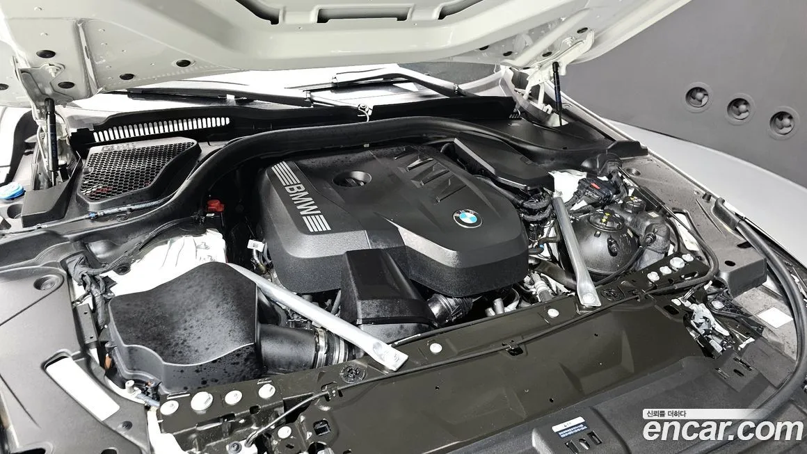 BMW 5-Series 2025 из KR, фото 9
