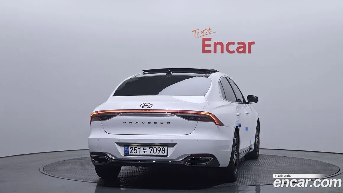 Hyundai Grandeur 2021 из KR, фото 2