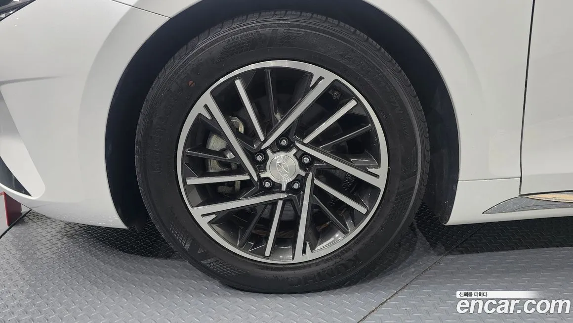 Hyundai Grandeur 2021 из KR, фото 5