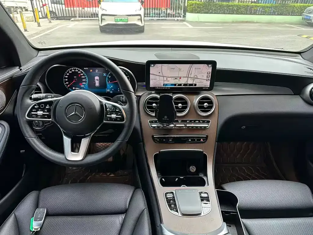 Mercedes-Benz GLC 2023 из CN, фото 9