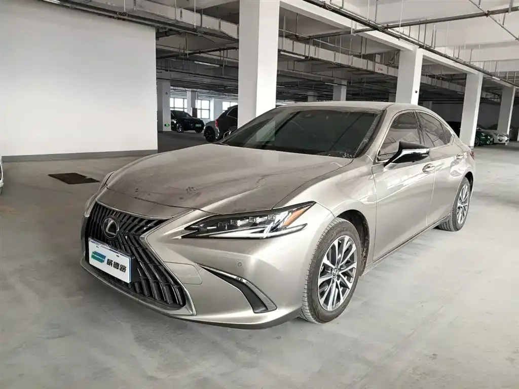Lexus ES 2024 из CN, фото 1