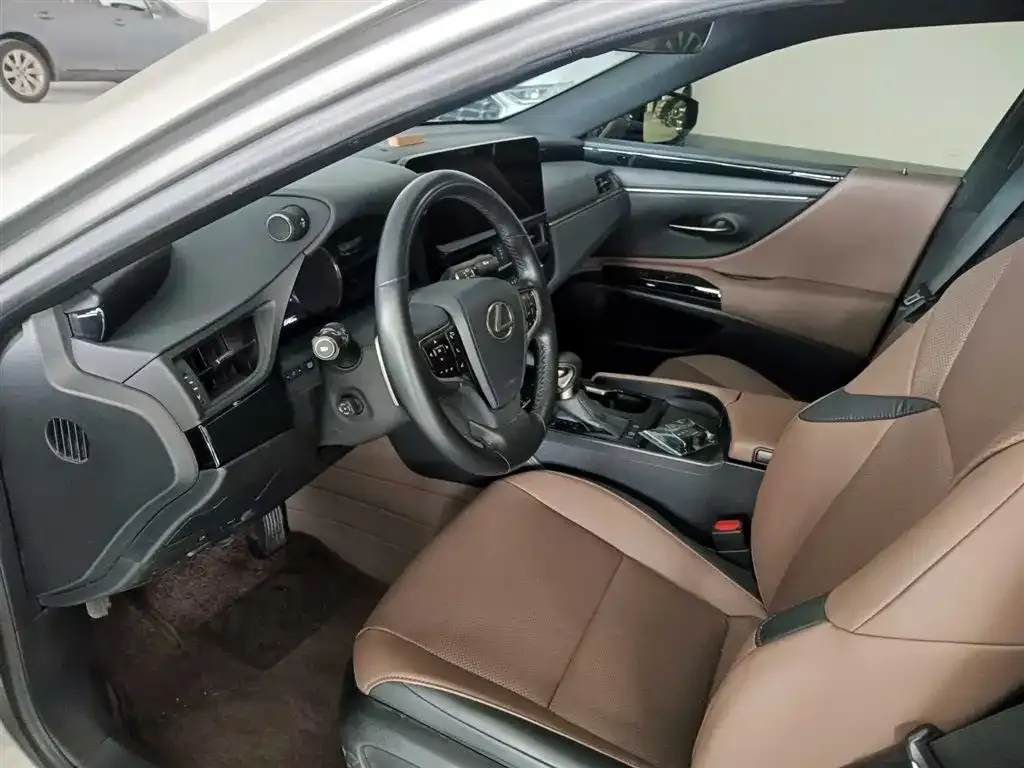 Lexus ES 2024 из CN, фото 3