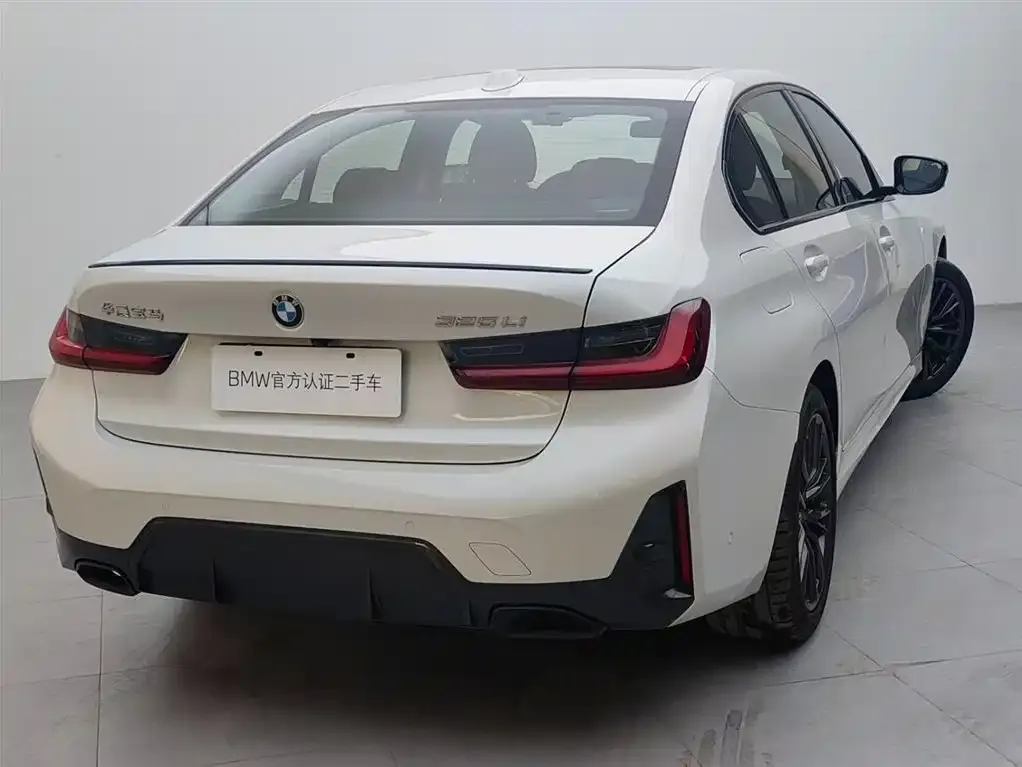 BMW 3 Series 2023 из CN, фото 9