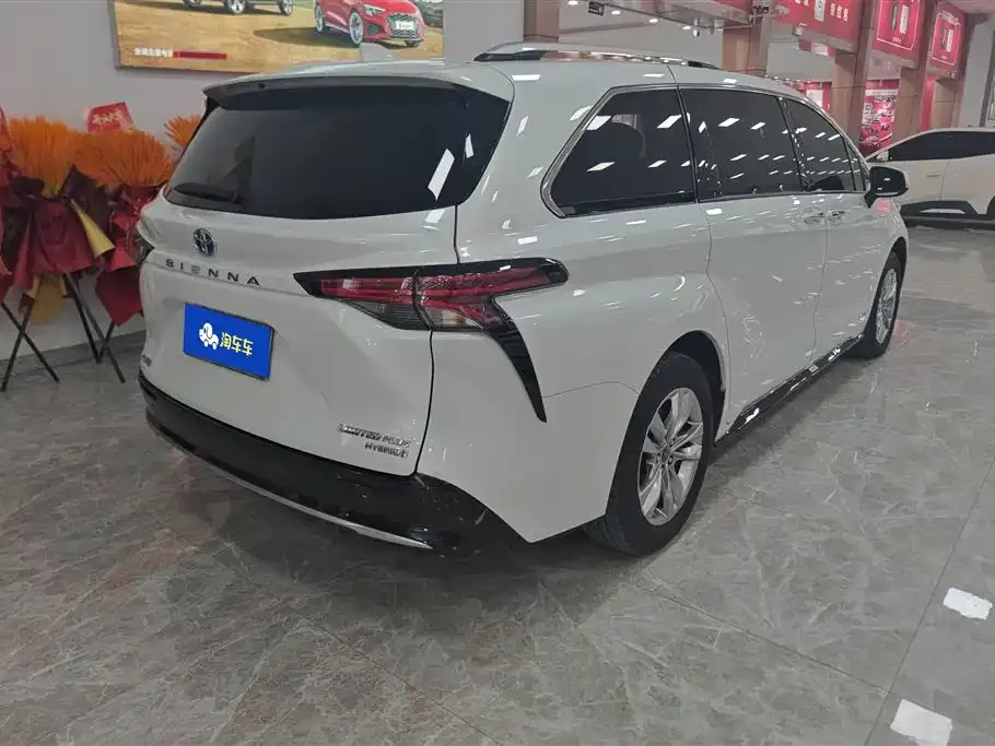 Toyota Sienna 2022 из CN, фото 7