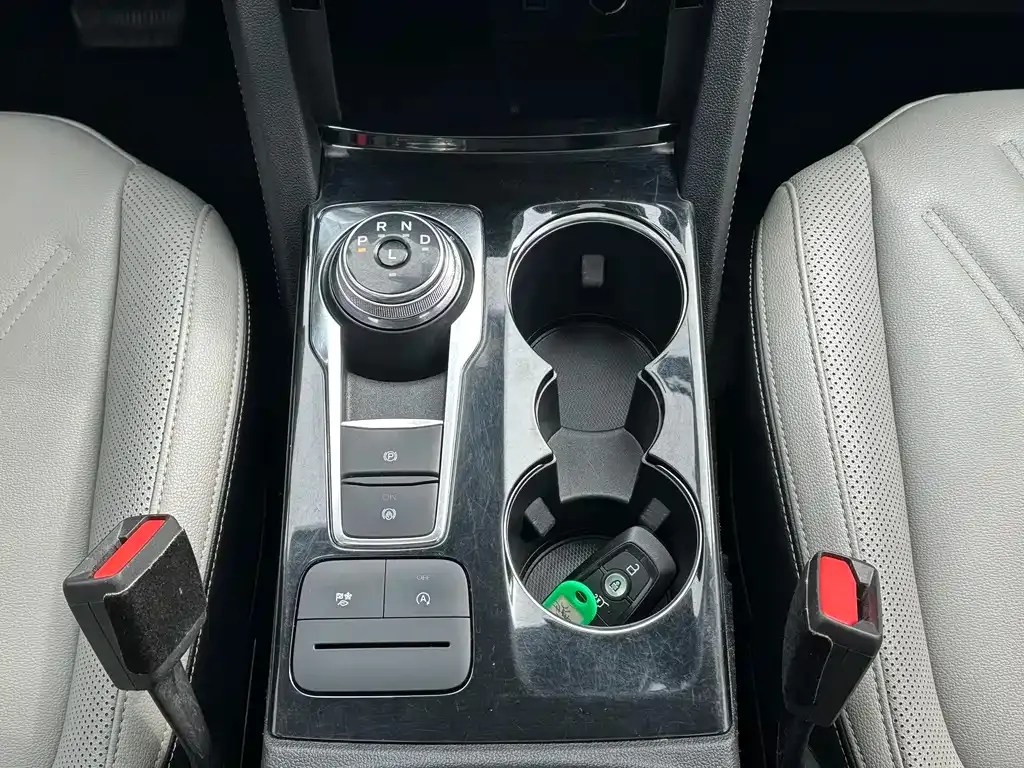 Ford Escape 2021 из CN, фото 7