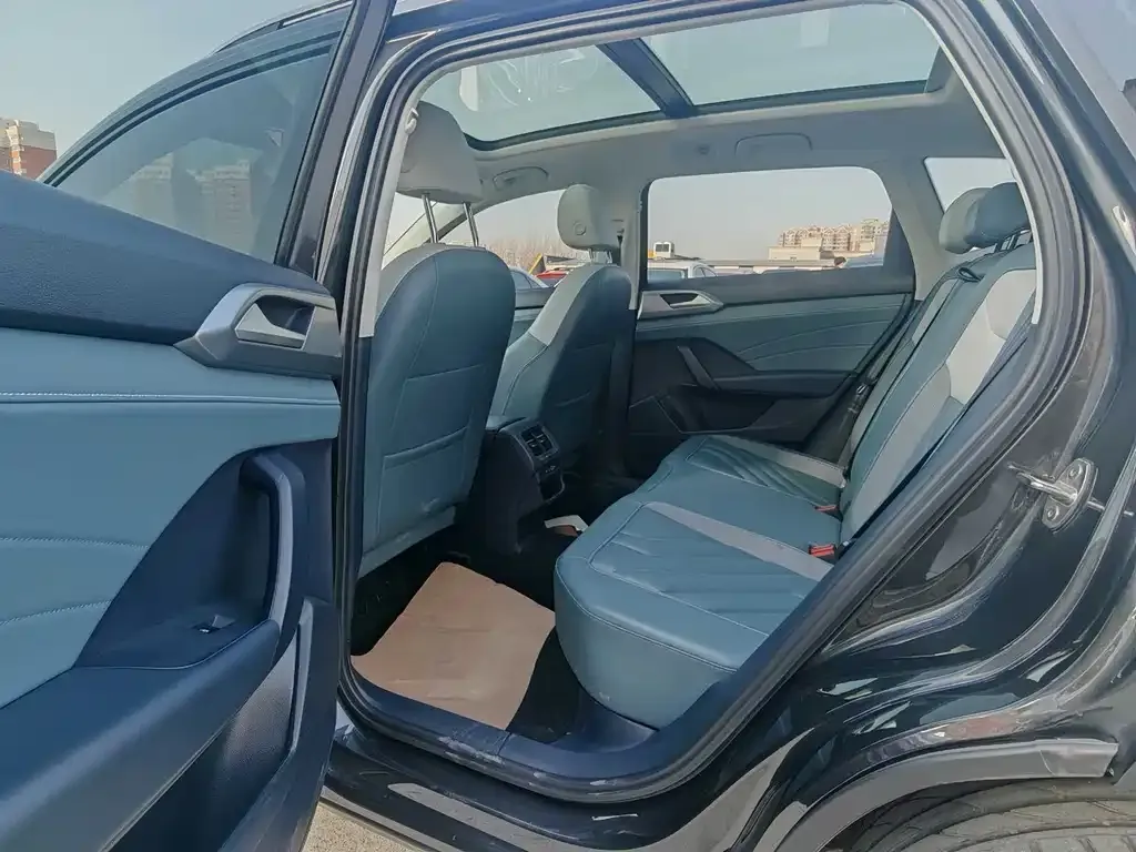 Volkswagen Tharu 2024 из CN, фото 2