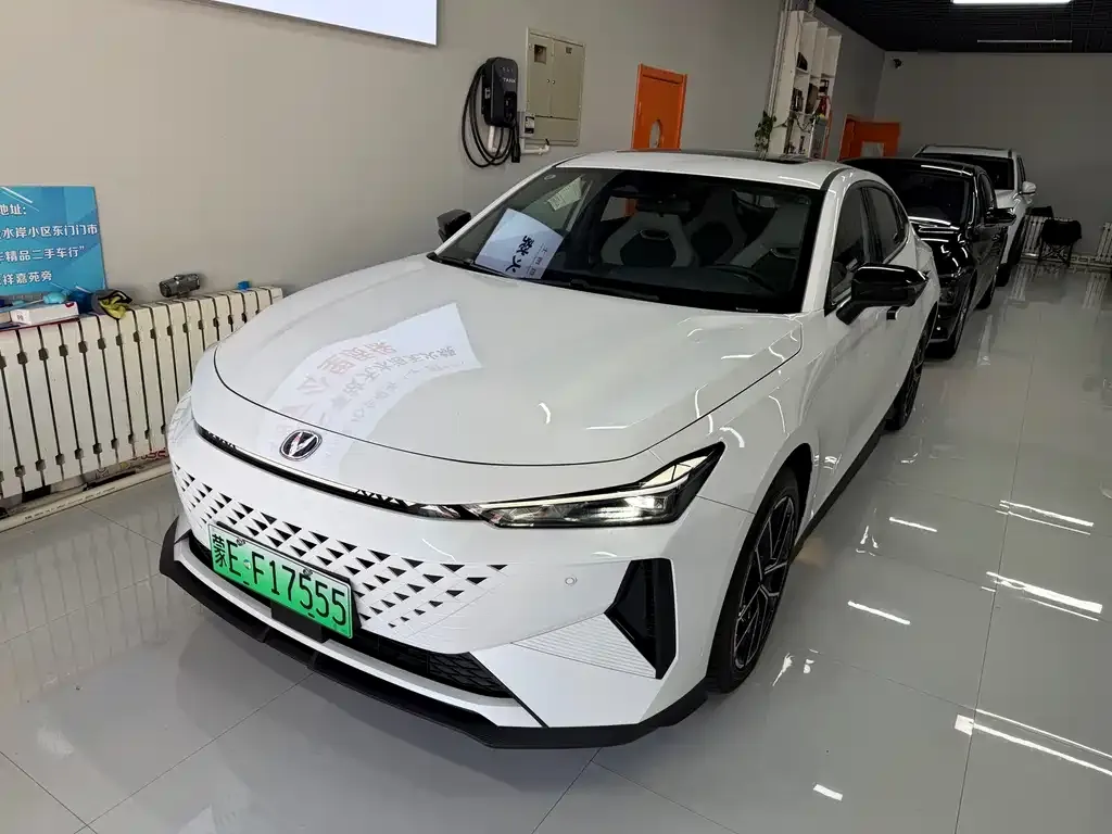 Changan UNI-V iDD 2025 из CN, фото 1