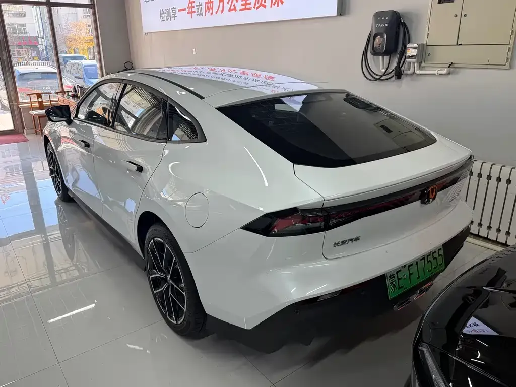 Changan UNI-V iDD 2025 из CN, фото 10