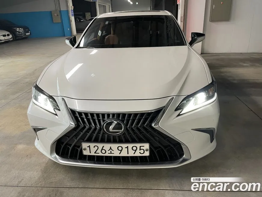 Lexus ES 2024 из KR, фото 1