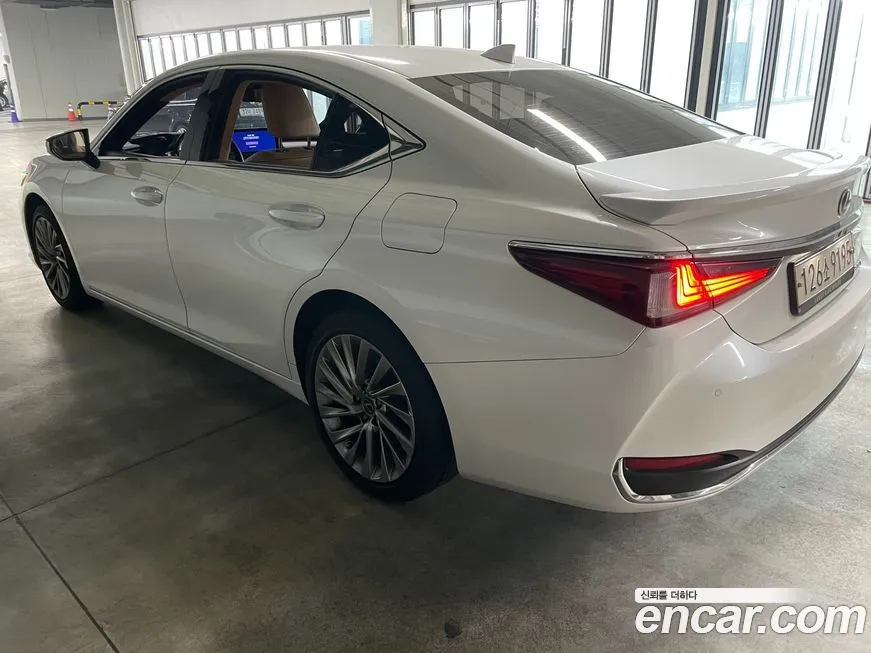 Lexus ES 2024 из KR, фото 5