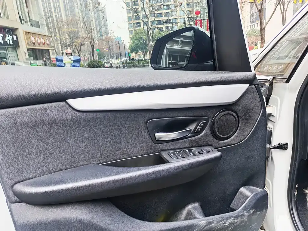 BMW 2 Series Gran Tourer 2021 из CN, фото 4
