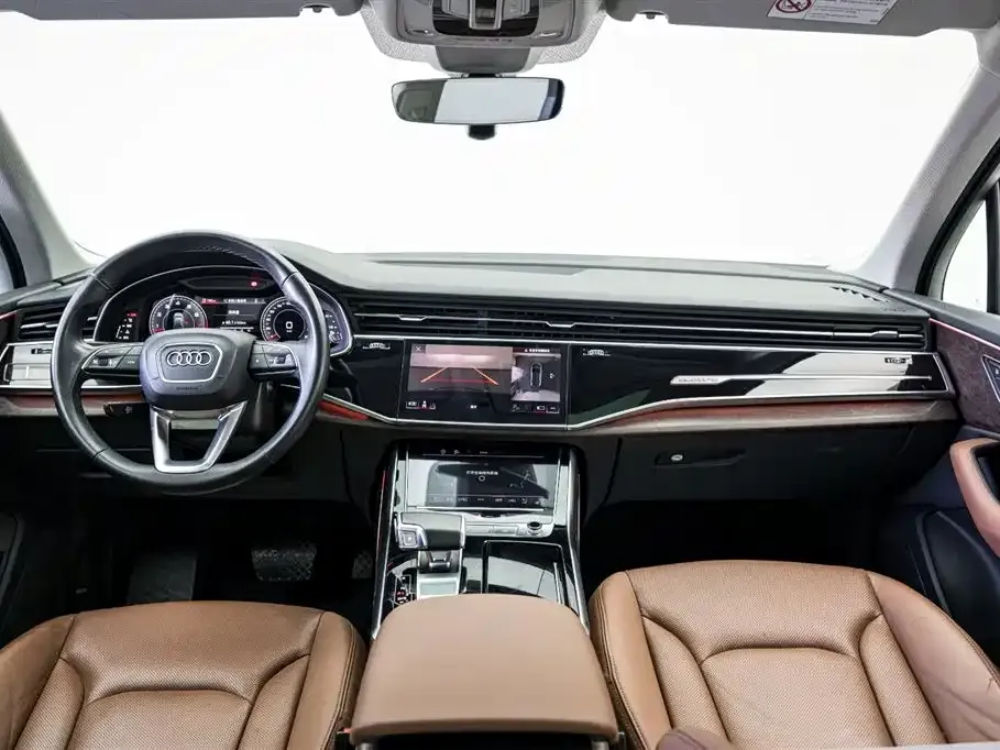 Audi Q7 2021 из CN, фото 10