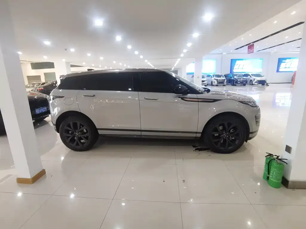 Land Rover Evoque 2024 из CN, фото 7