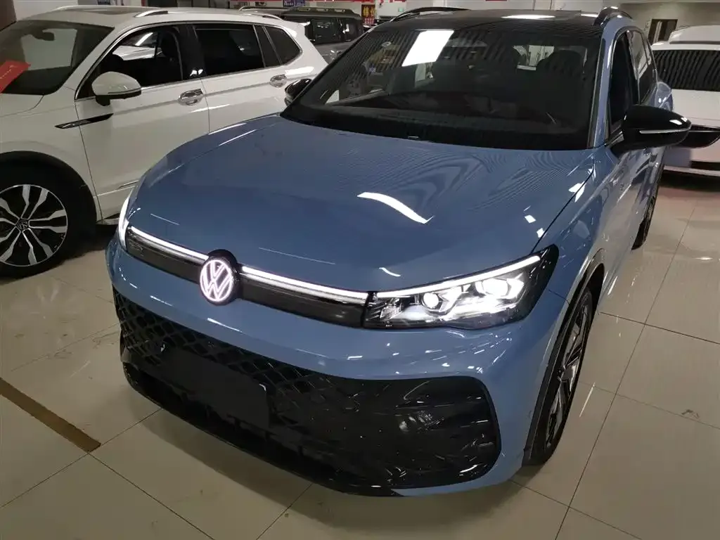 Volkswagen Tiguan L 2024 из CN, фото 4