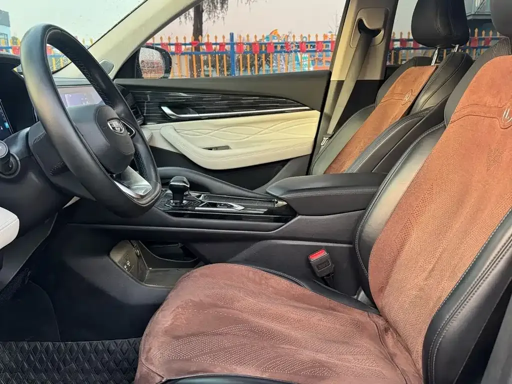 Geely Xingyue L 2023 из CN, фото 3