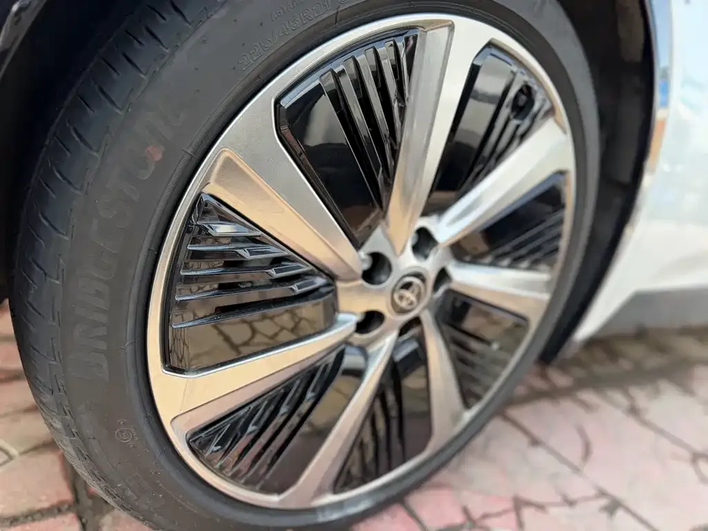 Toyota bZ5 2025 из CN, фото 10