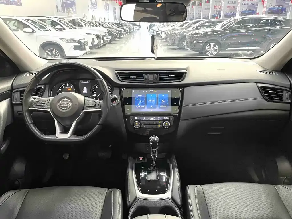 Nissan X-Trail 2023 из CN, фото 4