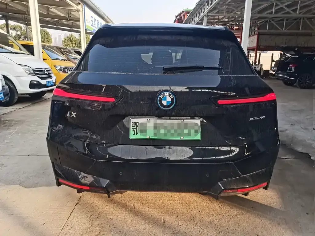 BMW iX 2023 из CN, фото 2