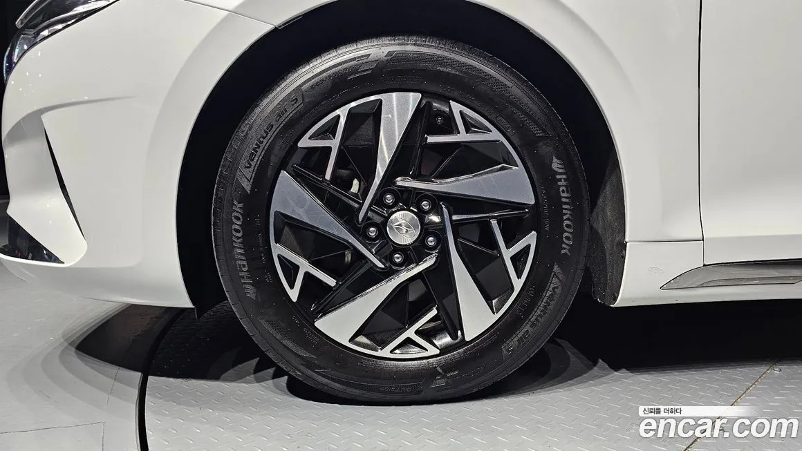 Hyundai Grandeur 2022 из KR, фото 6