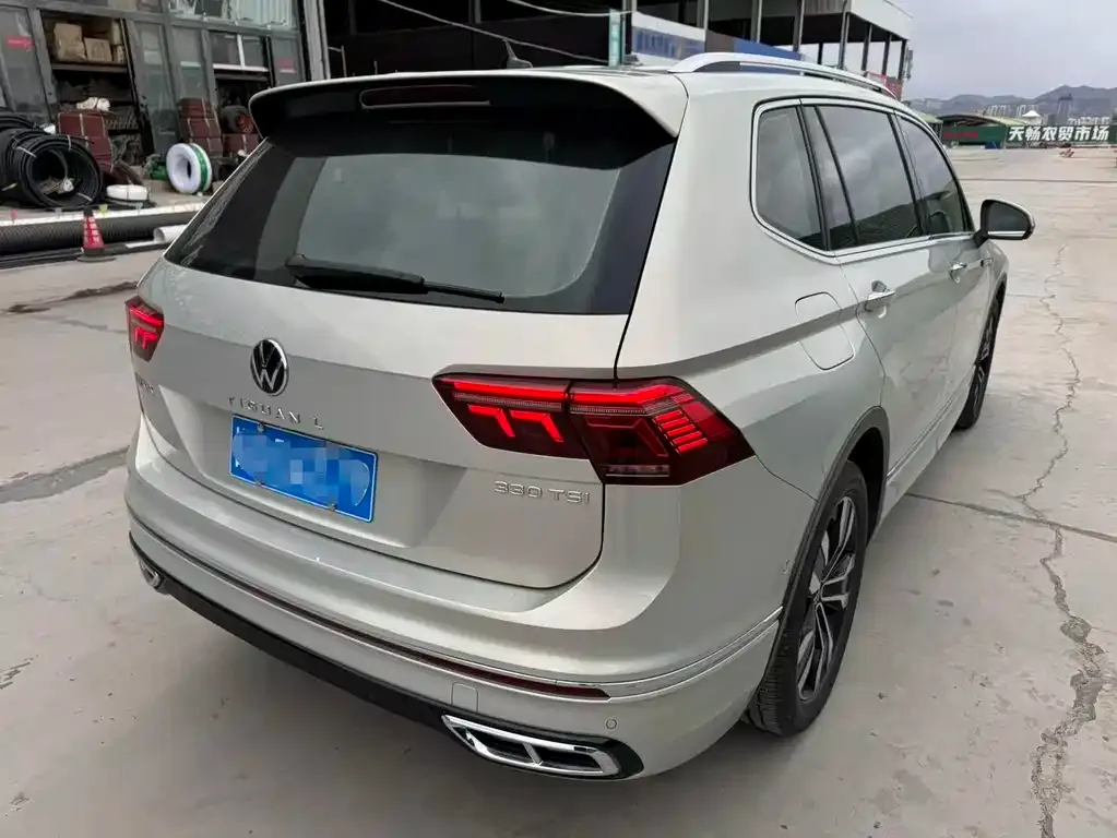 Volkswagen Tiguan L 2023 из CN, фото 5