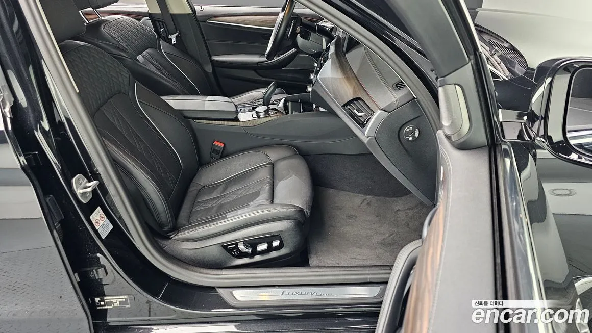 BMW 5-Series 2023 из KR, фото 10