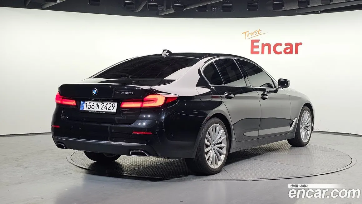 BMW 5-Series 2023 из KR, фото 7