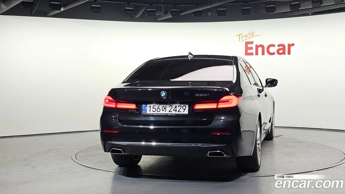 BMW 5-Series 2023 из KR, фото 5