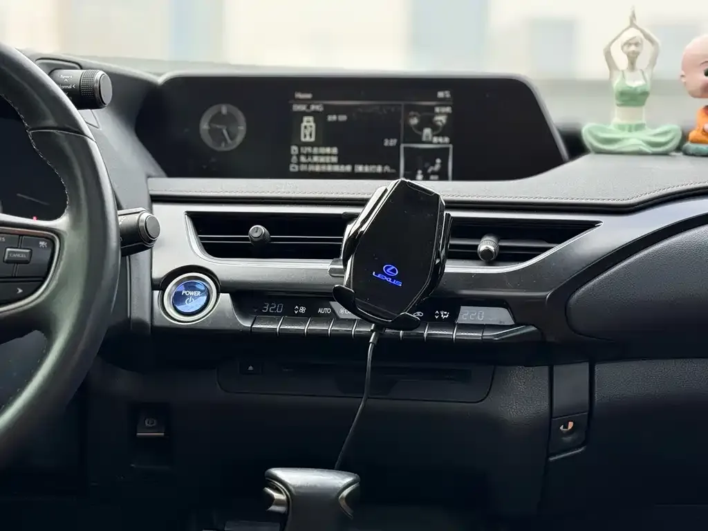 Lexus UX 2021 из CN, фото 5
