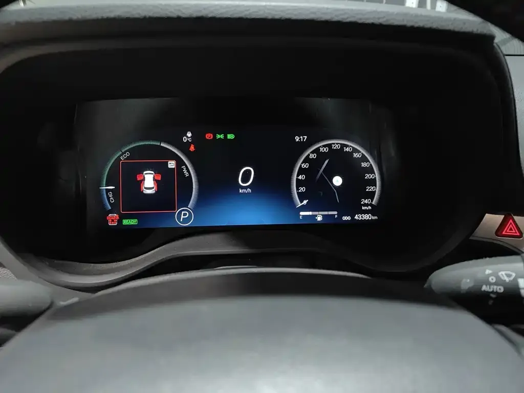 Toyota Granvia 2023 из CN, фото 4