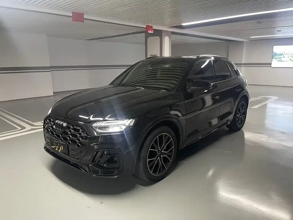 Audi SQ5 2022 из CN, фото 1
