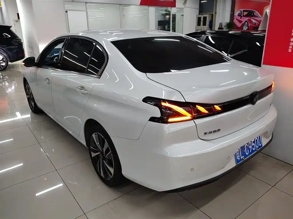 Peugeot 408 2024 из CN, фото 2