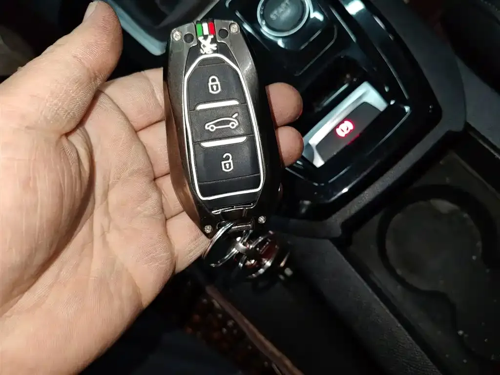 Peugeot 408 2024 из CN, фото 10