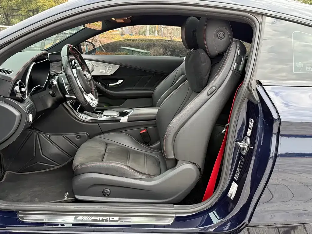 Mercedes-Benz C-Class AMG — фото 10