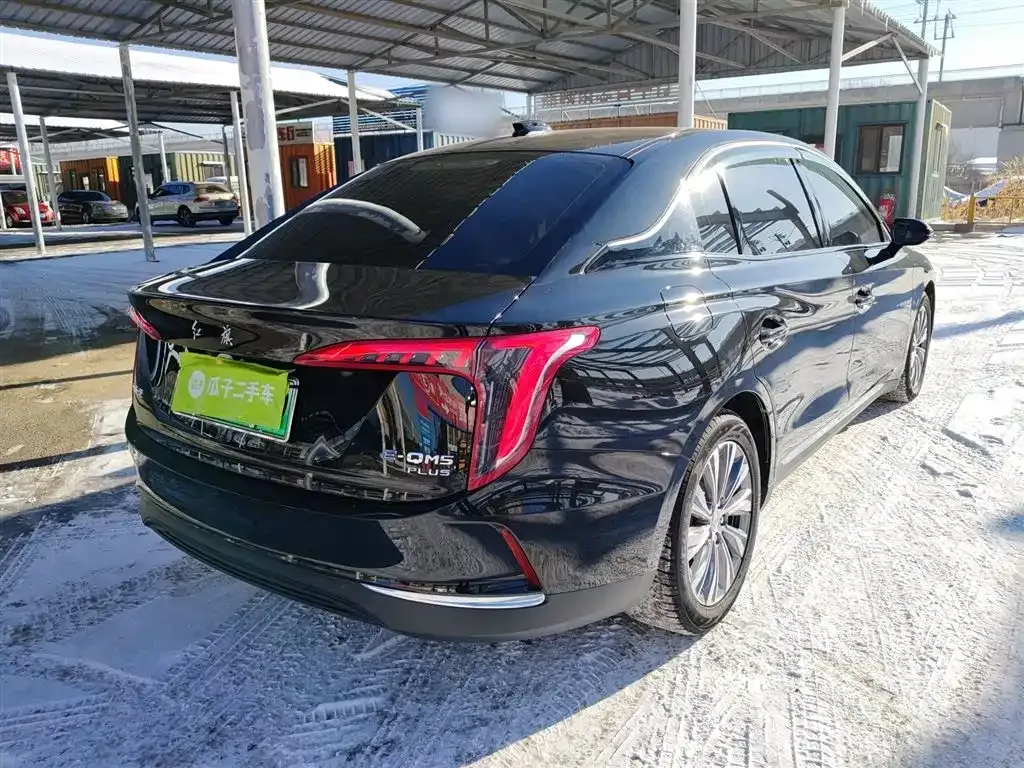 Hongqi E-QM5 2024 из CN, фото 9
